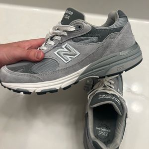 New Balance 993’s gray